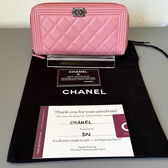 Chanel Quilted Lambskin Pink Boy Zippy Wallet - Picture 16 of 16